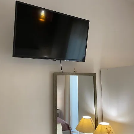 Oda ve Kahvaltı Enjoy Happyness