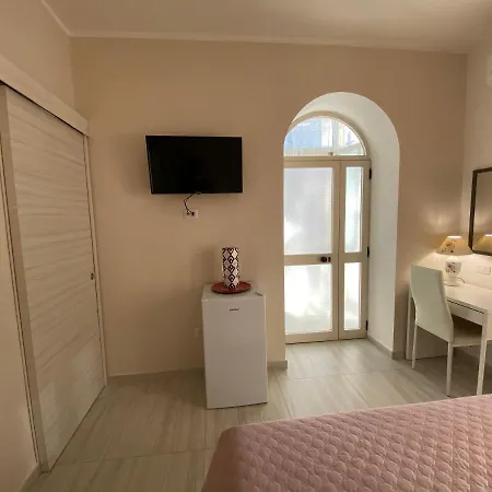 Enjoy Happyness Oda ve Kahvaltı