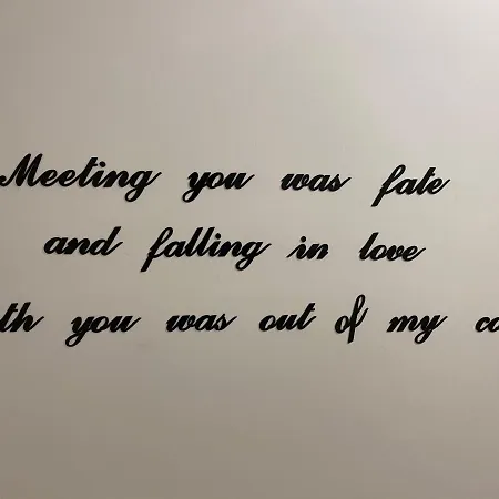 Enjoy Happyness Oda ve Kahvaltı 3*