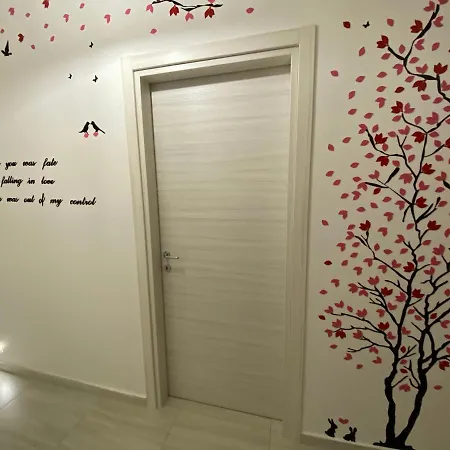 Enjoy Happyness Oda ve Kahvaltı Pompei