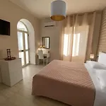 Alojamento de Acomodação e Pequeno-almoço Enjoy Happyness 3*