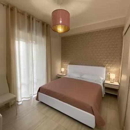 Bed & Breakfast Enjoy Happyness Pompeï