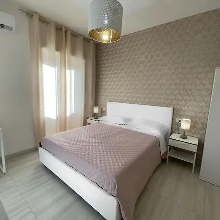 Enjoy Happyness 3* Pompeï